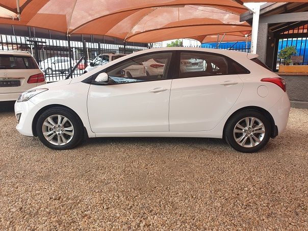 2013 HYUNDAI I30 Premium 4